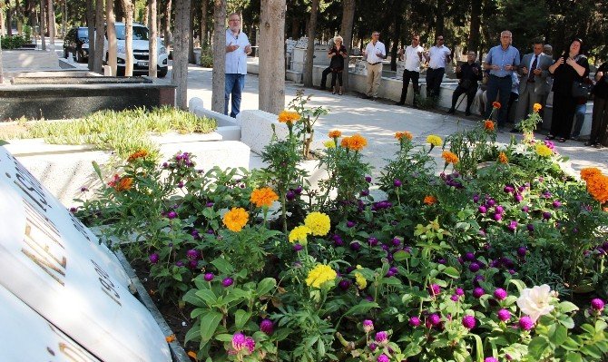 Nevvar İşgören törenle anıldı