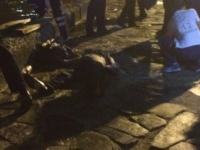 Deniz kenarında oturan adam denize düşerek boğuldu