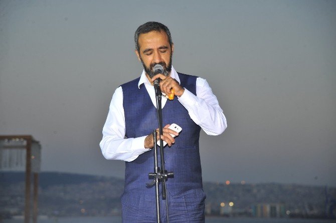 Gönüller Kadir Gecesi’nde bir oldu