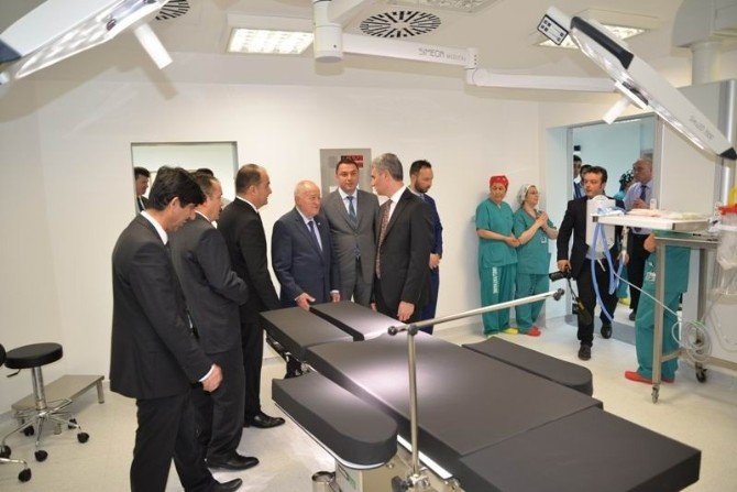 İzzet Baysal Devlet Hastanesi Merkez Ünitesi Açıldı