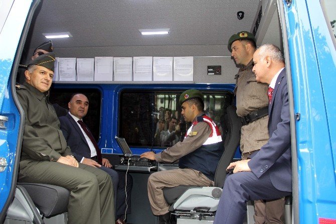 Jandarma Mobil Karakolu Hizmete Girdi