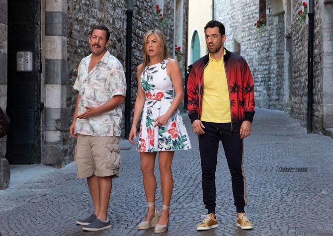 jennifer-aniston-ve-adam-sandler-ayni-filmde-murder-mystery_2.jpg
