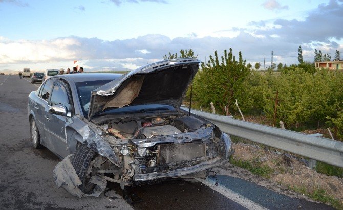 Kahramanmaraş’ta Trafik Kazası: 3 Yaralı