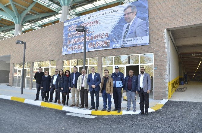 Kapalı pazar yeri ve yaşam alanı görücüye çıktı