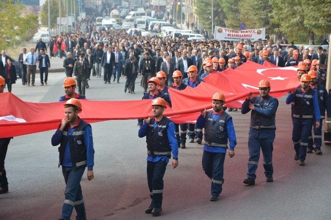 Karabük’te Cumhuriyet yürüyüşü