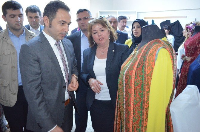 Unutulmaya Yüz Tutmuş Bir Yöresel Kıyafet ‘Peştamal’