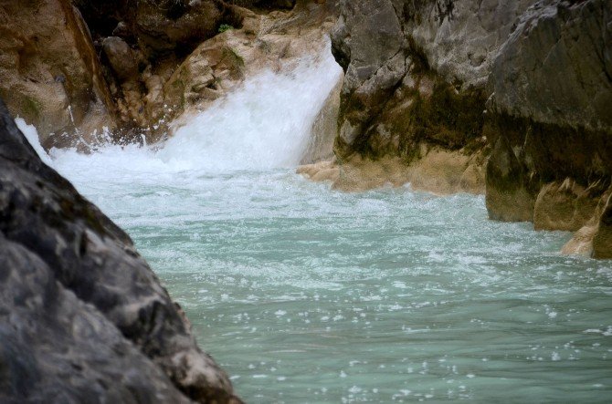 Giresun’da Kuzalan Şelalesi ve Mavi Göl turizmin yeni gözdesi