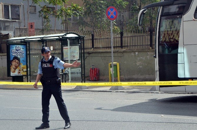 Kasımpaşa Orduevi yakınında kırmızı valiz paniği