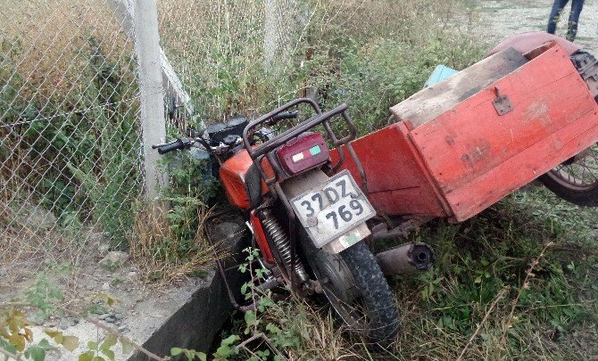 Tosya’da motosiklet kazası: 1 yaralı