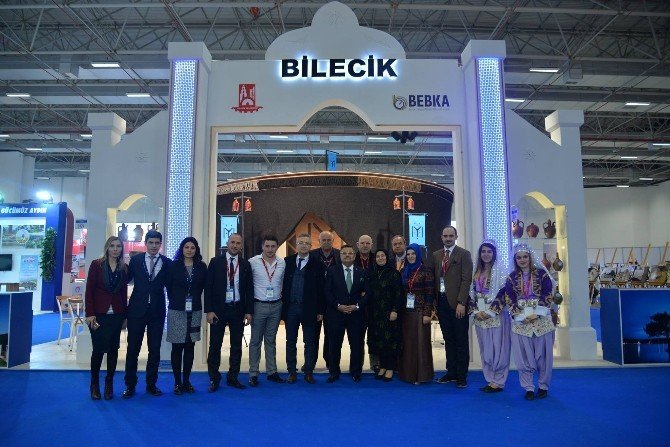 İzmir’deki Bilecik Kayı Otağı’na ziyaretçi akını