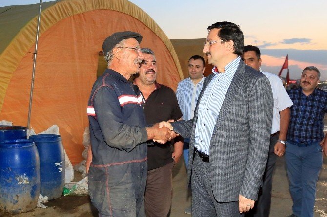 Keçiören Belediye Başkanı Ak, Ovacık Kurban Satış Alanı’nı inceledi