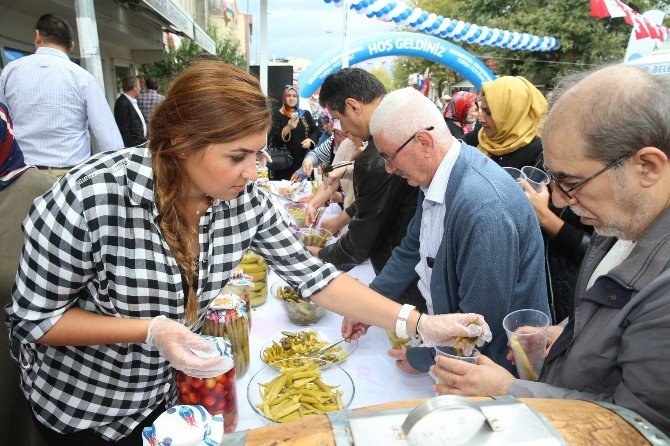 2’nci Geleneksel Kemerburgaz Turşu Festivali