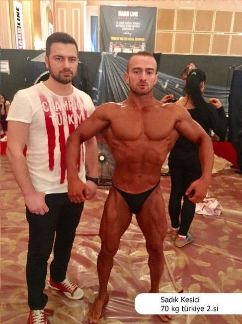 Esnaf babanın oğulları İzmir’in gururu oldu