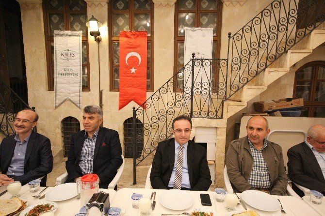 Emniyet Müdürü Candemir Özdemir’e veda yemeği