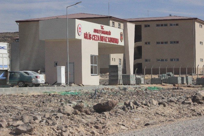 Kilis L Tipi Cezaevine mahkum kabulüne başlandı