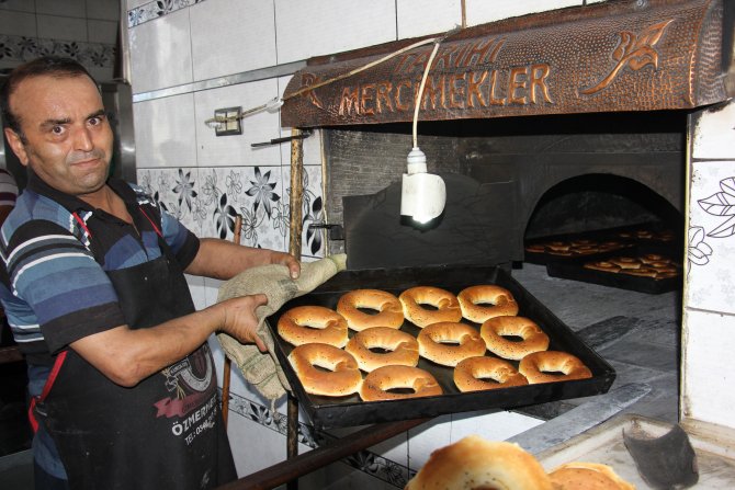 Kilis’te sahur sofralarının vazgeçilmezi: Halep Kahkesi