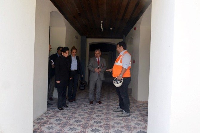 Bir Tarih Daha Canlanıyor