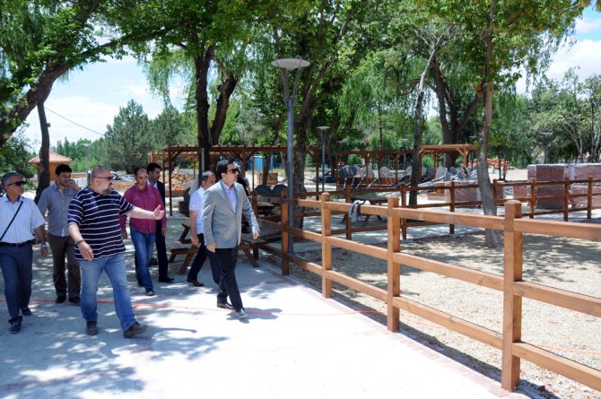 Kırşehir'de piknik alanı ve evcil hayvan parkında sona yaklaşıldı