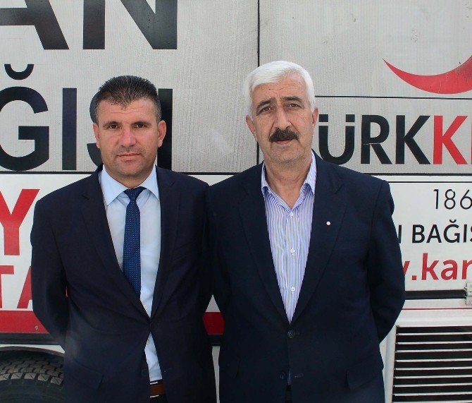 Kızılaydan en çok kan bağışı yapanlara madalya