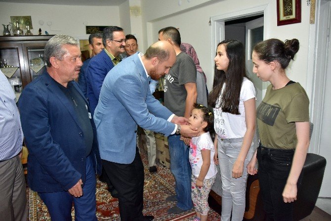 Bilal Erdoğan’dan demokrasi şehitlerinin ailesine ziyaret