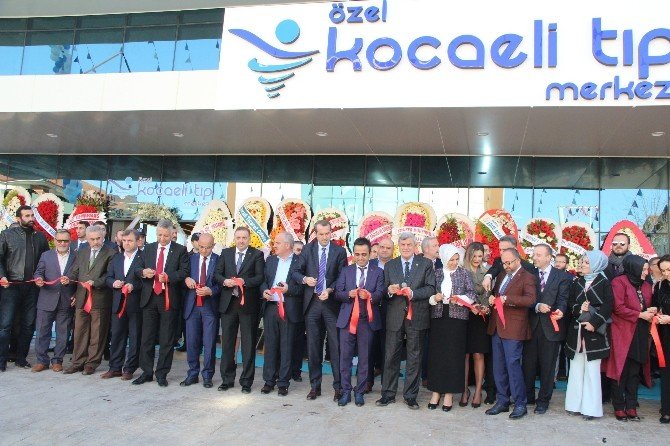 Kocaeli Tıp Merkezinin yeni binası hizmete açıldı