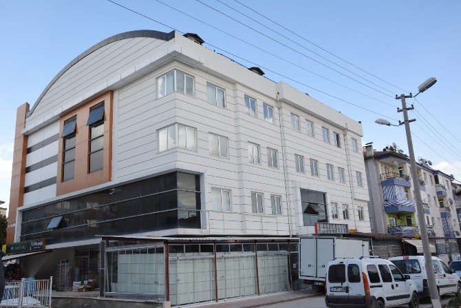 Antalya’da kapatılan dershane binası İlçe Milli Eğitim Müdürlüğü oluyor