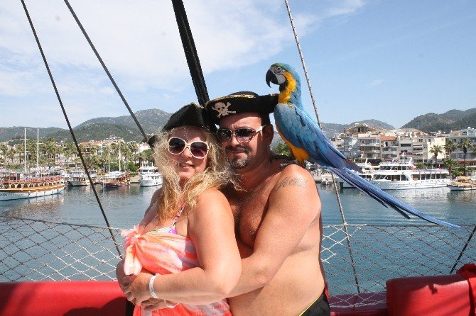 Avrupa’nın En Büyük Korsan Gemisi Yolcu Avına Çıktı