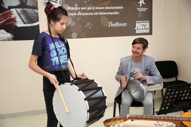 Küçükçekmece Belediyesi Müzik Akademisi Giriş Sınavları yapıldı