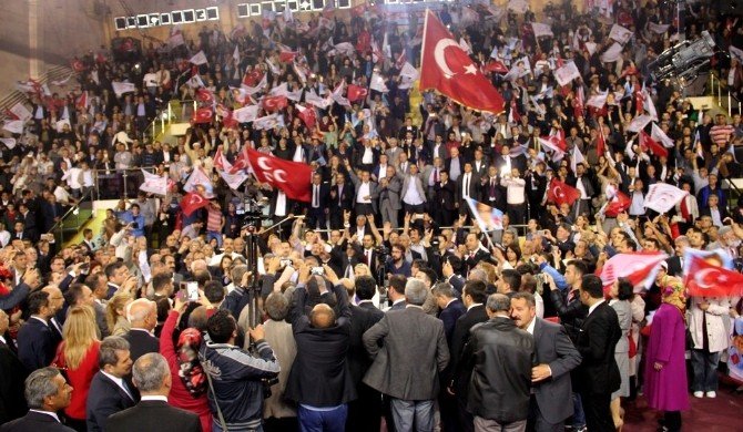 Meral Akşener: "MHP Kurultayı Türkiye’nin Birinci Meselesidir"