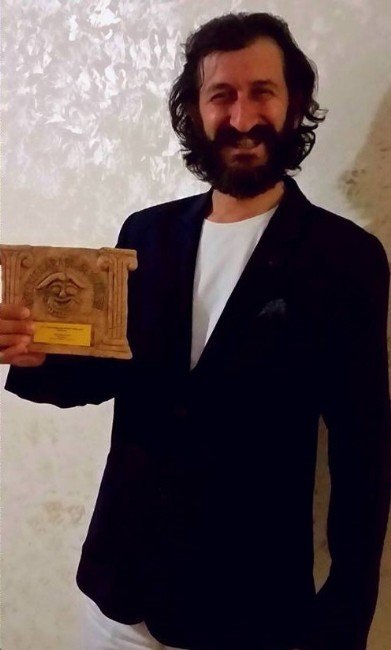 En iyi yönetmen ödülü Cenk Behram Su’nun oldu