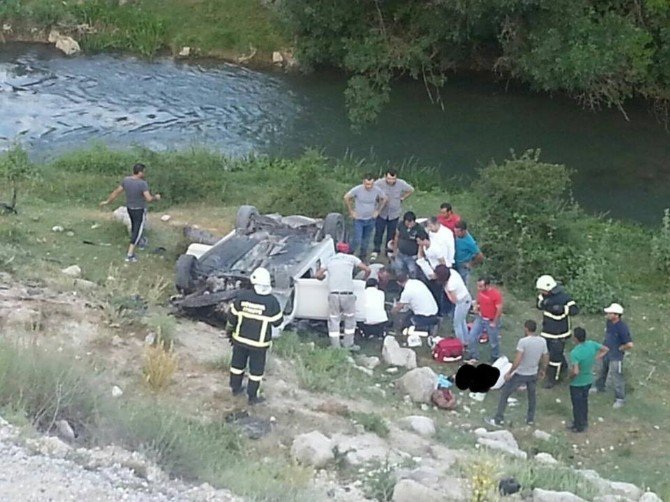 Kütahya’da trafik kazası: 2 ölü, 3 yaralı