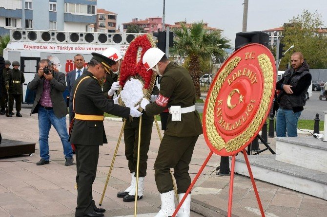 Edremit’te Cumhuriyet Bayramı kutlamaları başladı