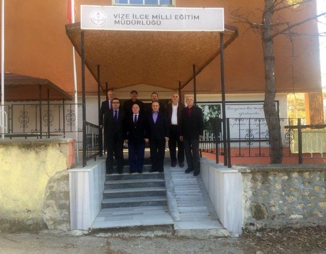 LTSO’dan 150 öğrenciye mont yardımı