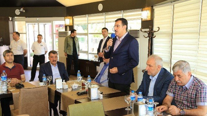 Bakan Tüfenkci, Malatya’da belediye başkanları ile bir araya geldi