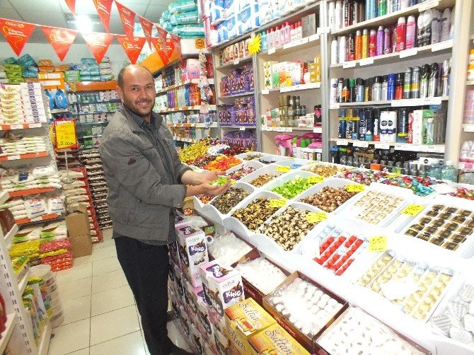 Bayram Şekeri Tezgâhlardaki Yerini Aldı