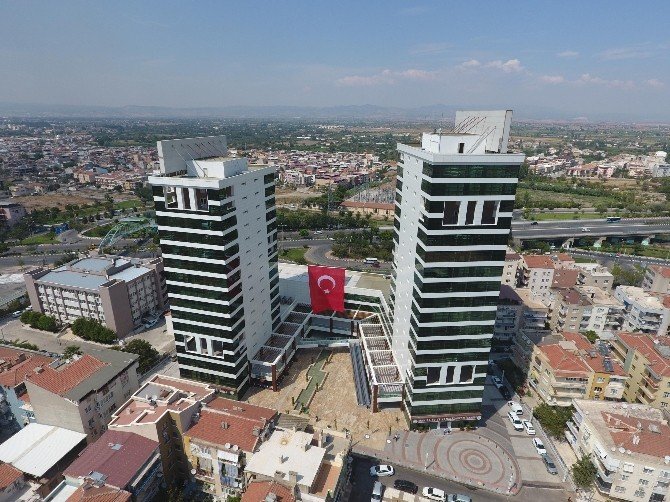 Manisa’nın ikiz kuleleri açılıyor