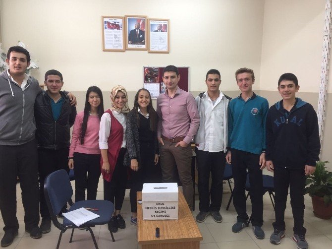 Kemal Ural Anadolu Lisesi sandığa gitti