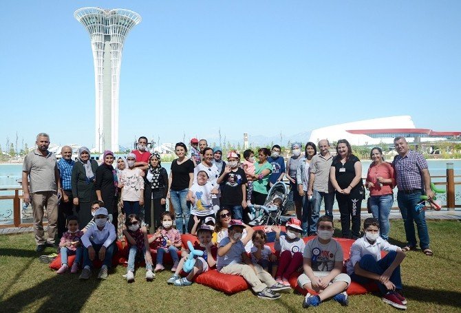 Nakilli çocuklar, EXPO 216 Antalya’yı ziyaret etti