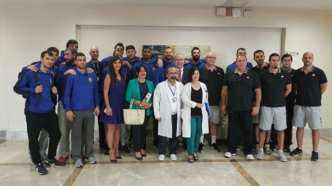 Dünya Kalp Gününde doktorlar ve sporcular bir araya geldi