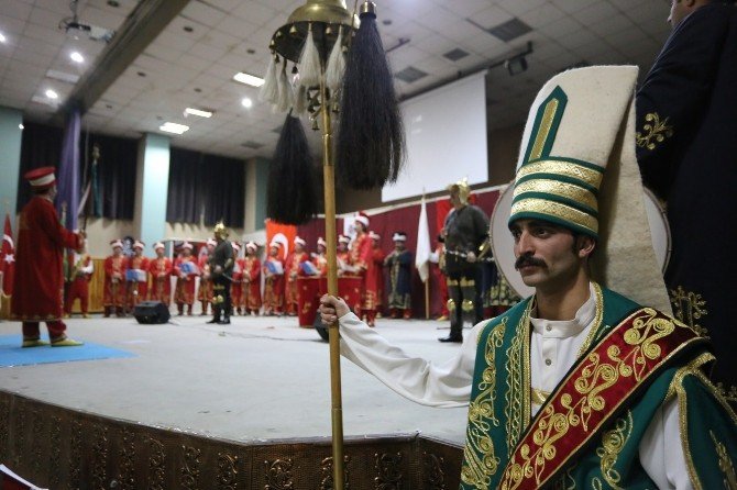 Erzincan Belediyesi Mehter Takımından Milli İrade Konseri