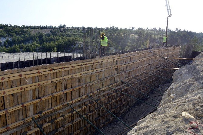 Büyükşehir Belediyesi Gülnar Otogarı’nın Temelini Attı