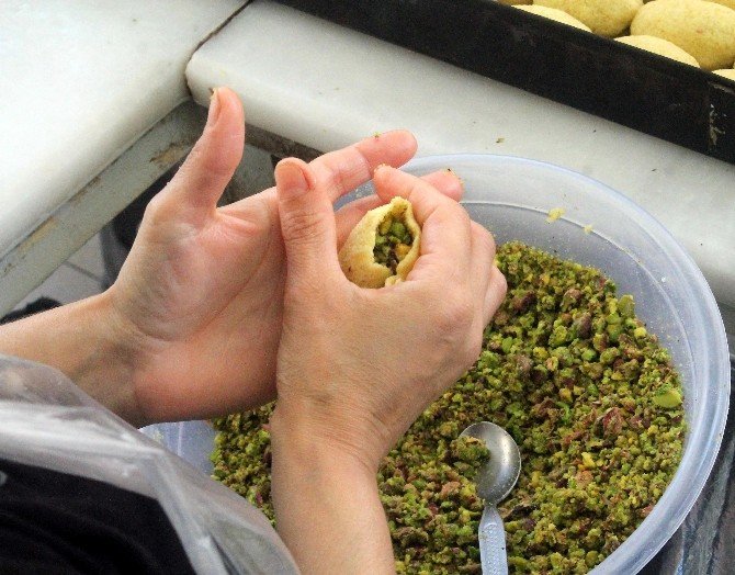 Ramazan Ayının Vazgeçilmez Tatlısı ’Kerebiç’