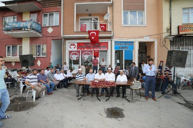 Osmangazi Mahallesi sakinleri demokrasi şehitleri için mevlit okuttu