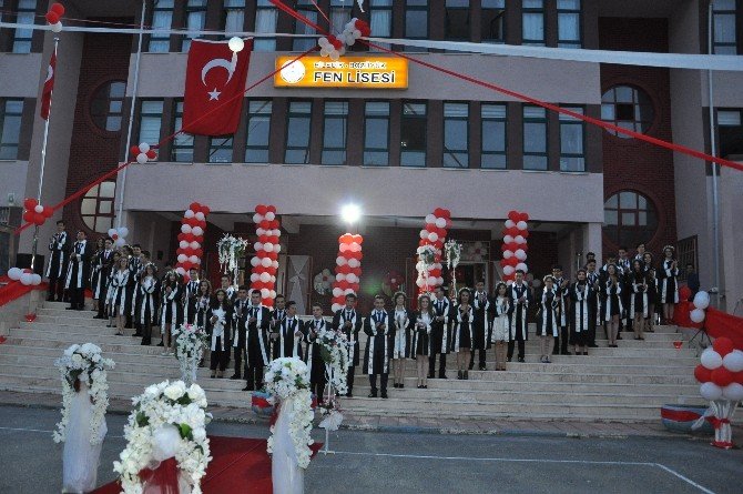Bozüyük Fen Lisesi’nde Mezuniyet Töreni