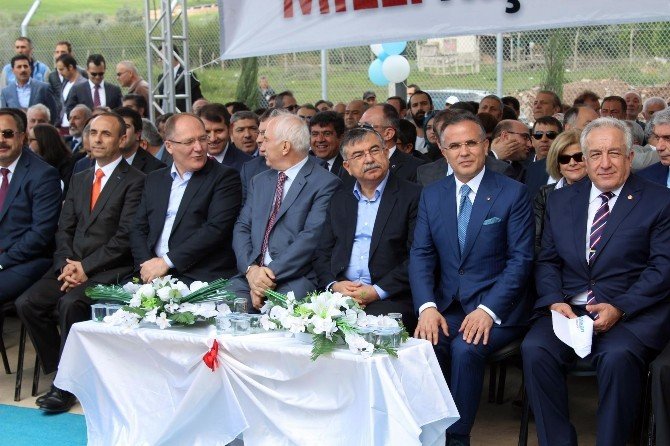 Türkiye’nin İlk Seri Mercek Üretim Fabrikası Sivas’ta Açıldı