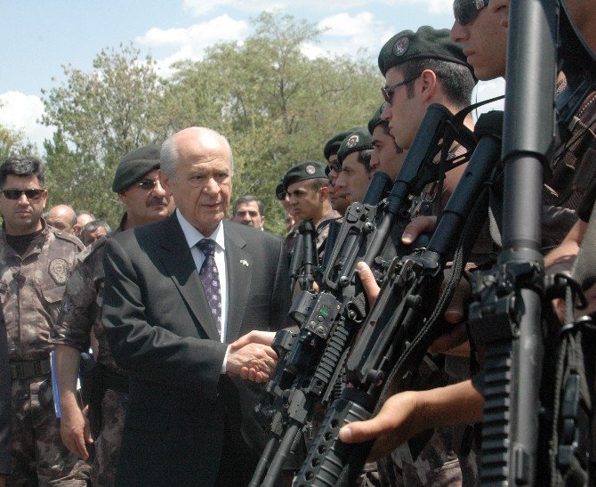 Bahçeli’den Özel Harekat Daire Başkanlığına ziyaret
