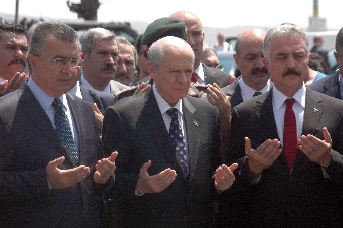 Bahçeli’den Özel Harekat Daire Başkanlığına ziyaret