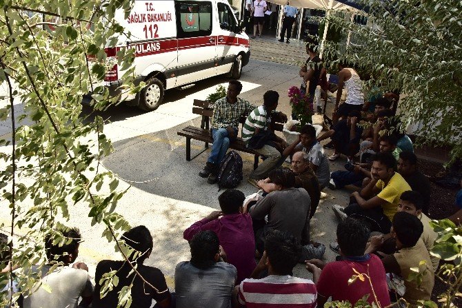 51 kaçak göçmen denizin ortasında yakalandı