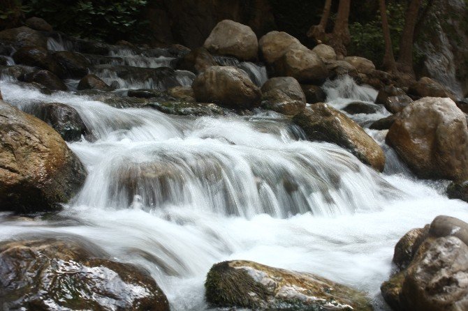 Kartpostallık Saklıkent Kanyonu Ziyaretçi Akınına Uğruyor