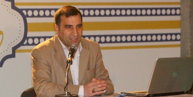 Yazar Ertaş Erzurum’daki Göç Ve Muhacirliği Anlattı